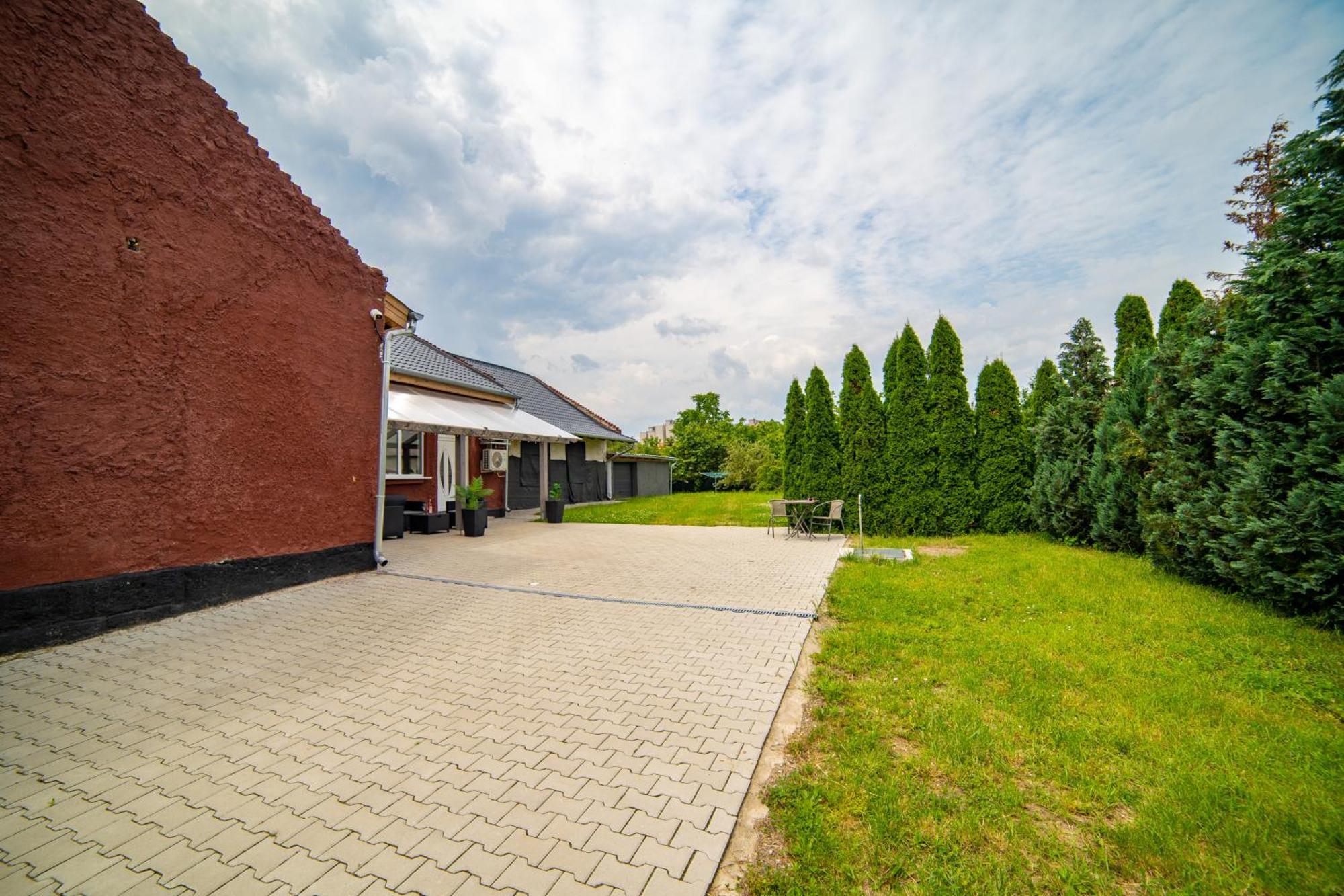 RO-LAND Vendégház Miskolc Exterior foto